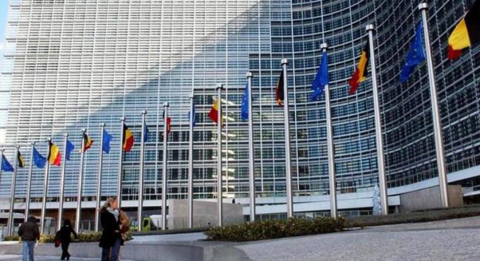 Komisioni Evropian: Investimet dhe punesimi trend pozitiv ne Shqiperi